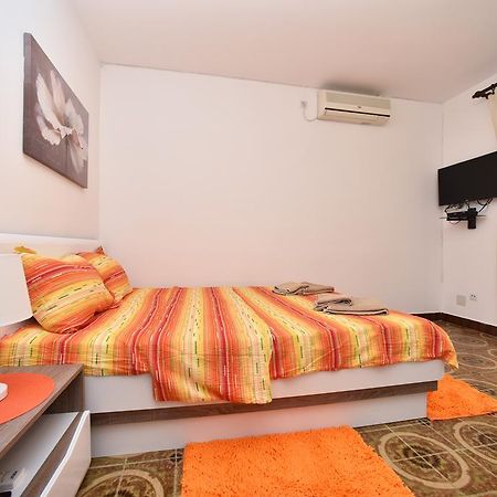 Mg Apartments And Rooms Budva Exteriör bild